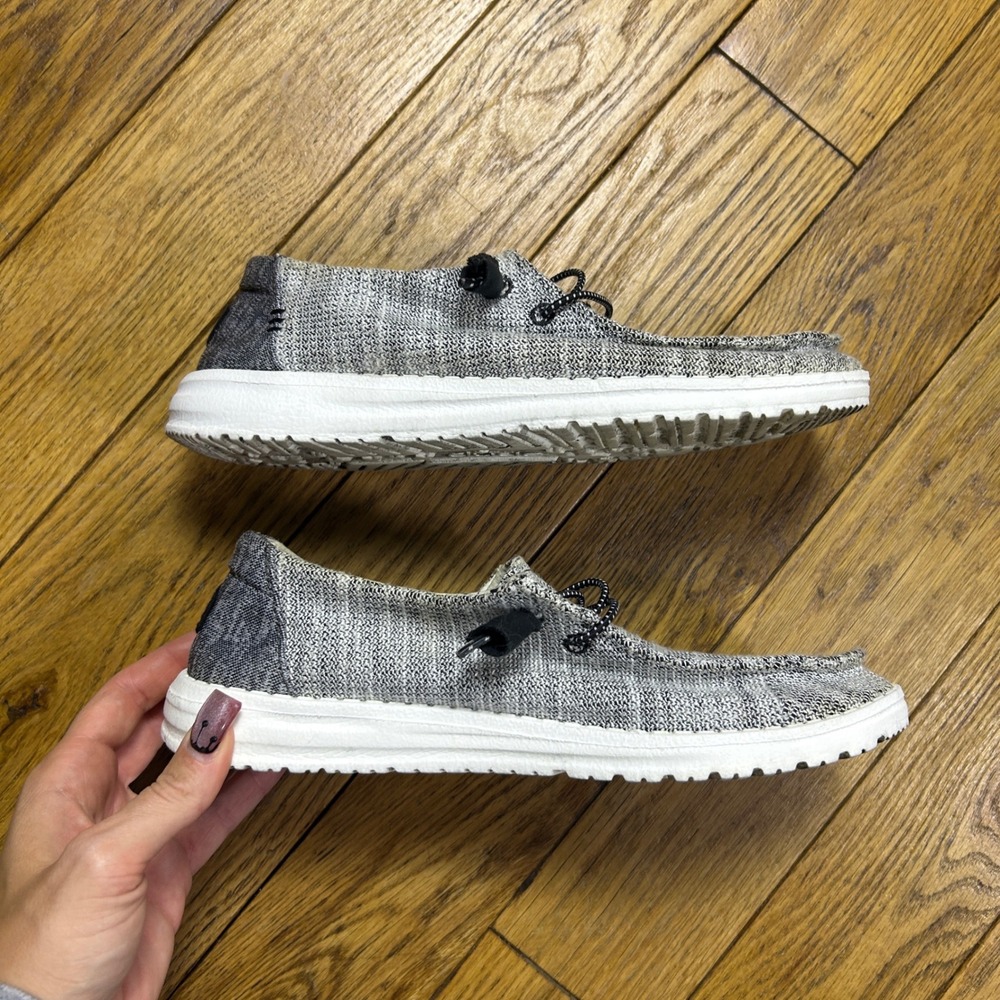 Hey Dude Wendy Stretch Grey White Knit Slip On Loafers Shoes Womens 7